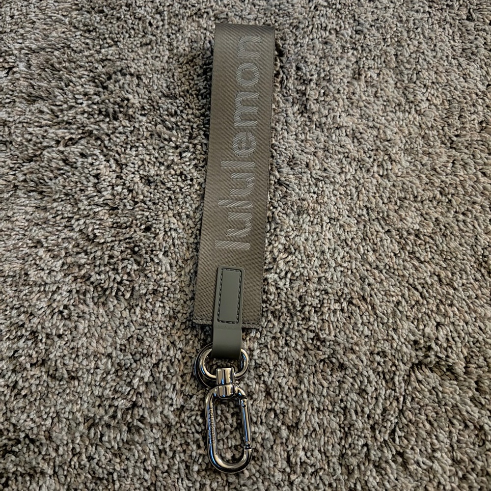 Lululemon Olive Keychain Strap